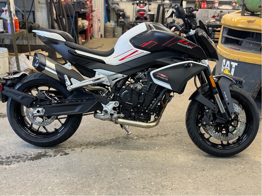 CFMOTO 800NK 2025 à vendre