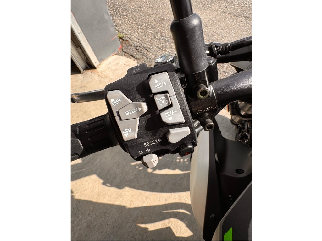 Kawasaki Z900 2025 à vendre