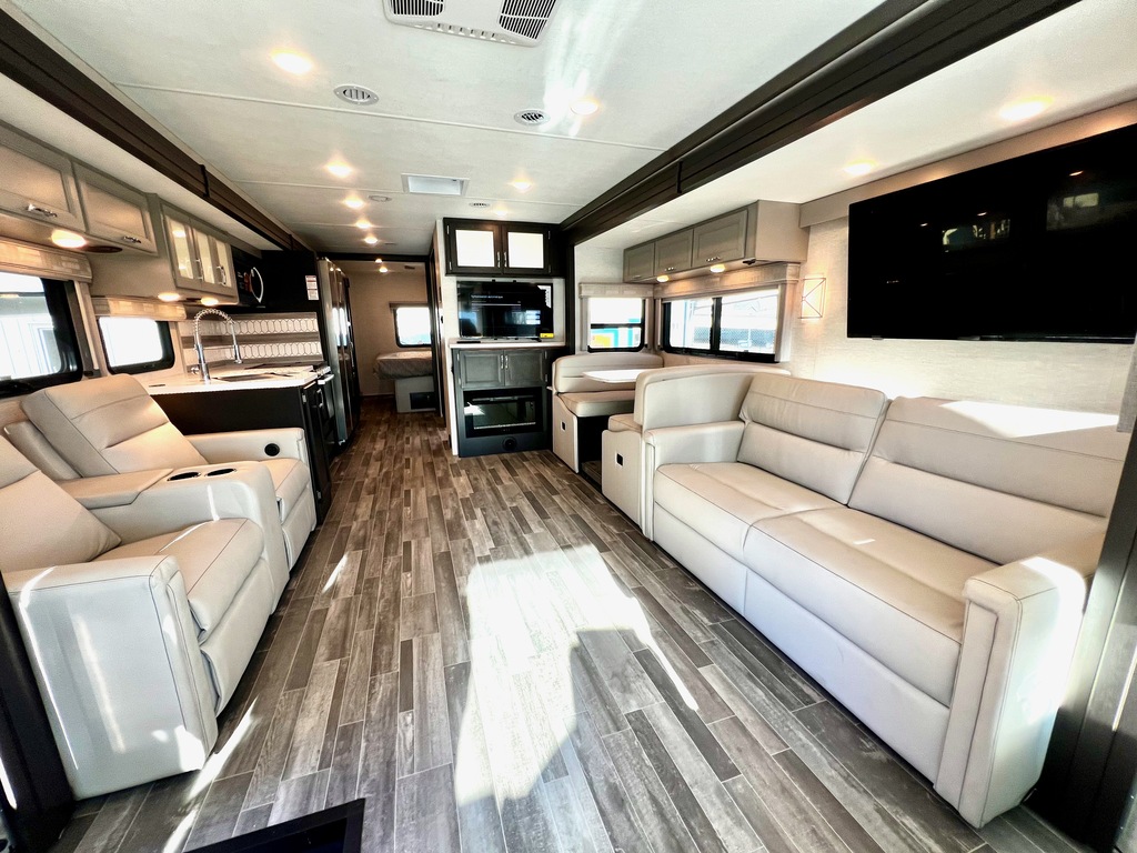 Thor Motor Coach Indigo 2025 à vendre