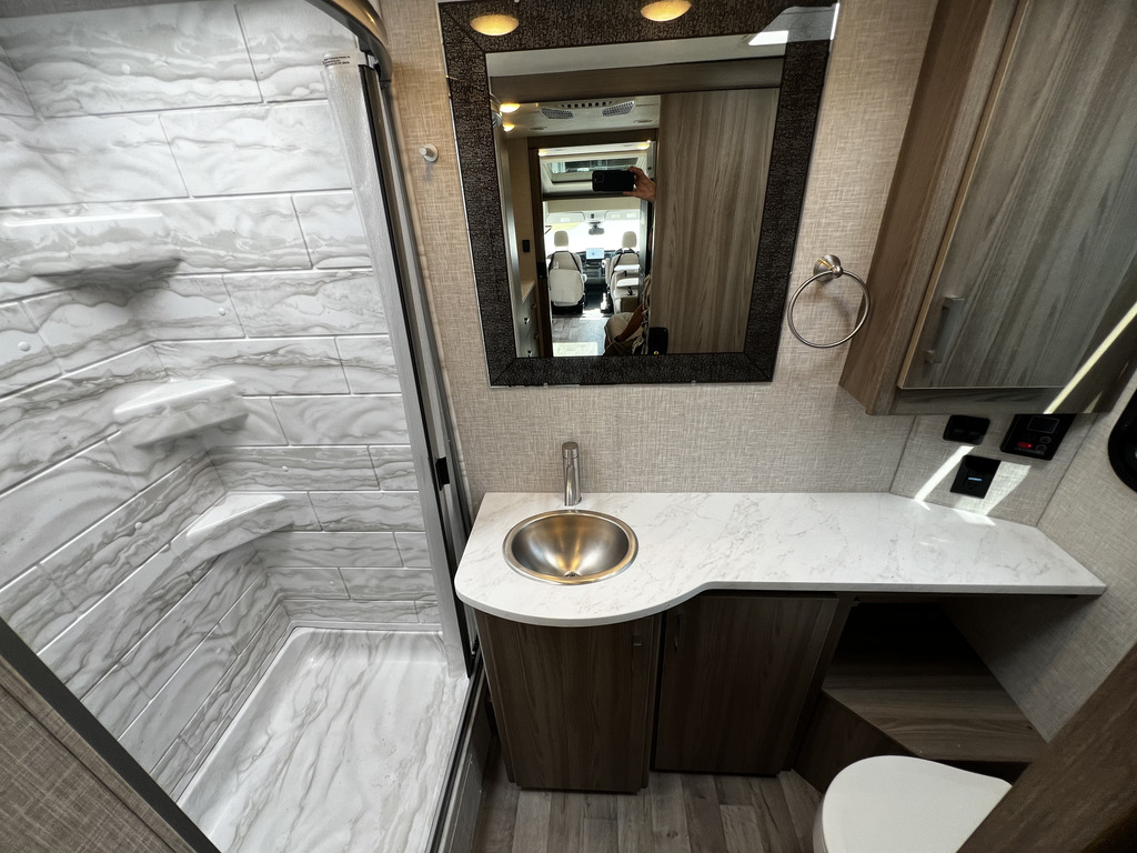 Thor Motor Coach Compass 2025 à vendre