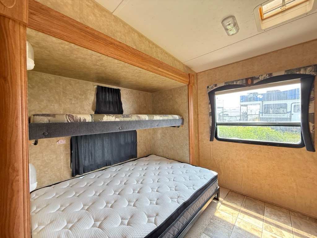 Jay Flight EAGLE 31.5 FBHS 2008 à vendre