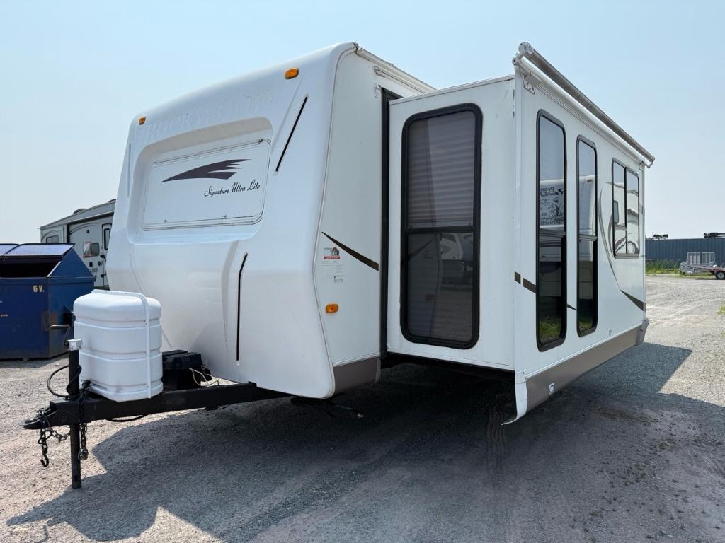 Forest River ROCKWOOD SIGN 8296SS 2010 à vendre