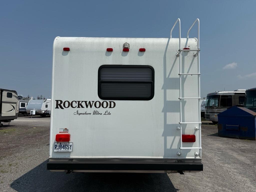 Forest River ROCKWOOD SIGN 8296SS 2010 à vendre