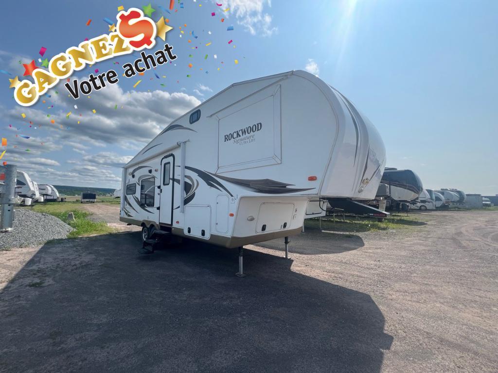 Forest River ROCKWOOD 8 2013