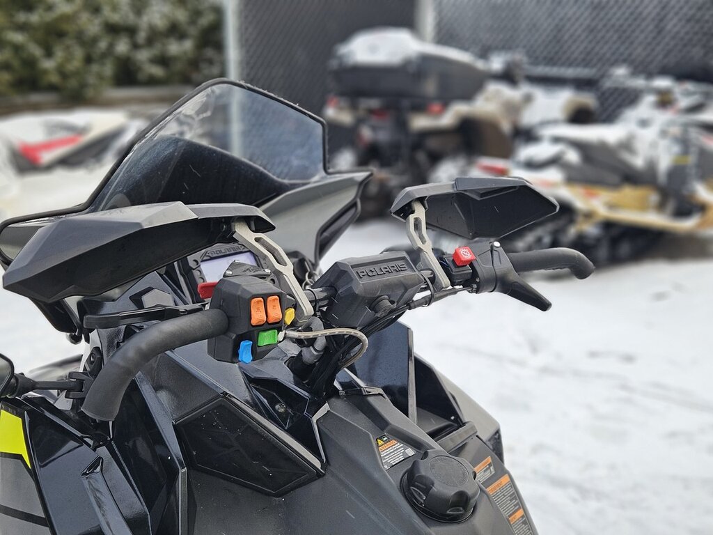 Polaris 850 SWITCHBACK XCR 2019 à vendre