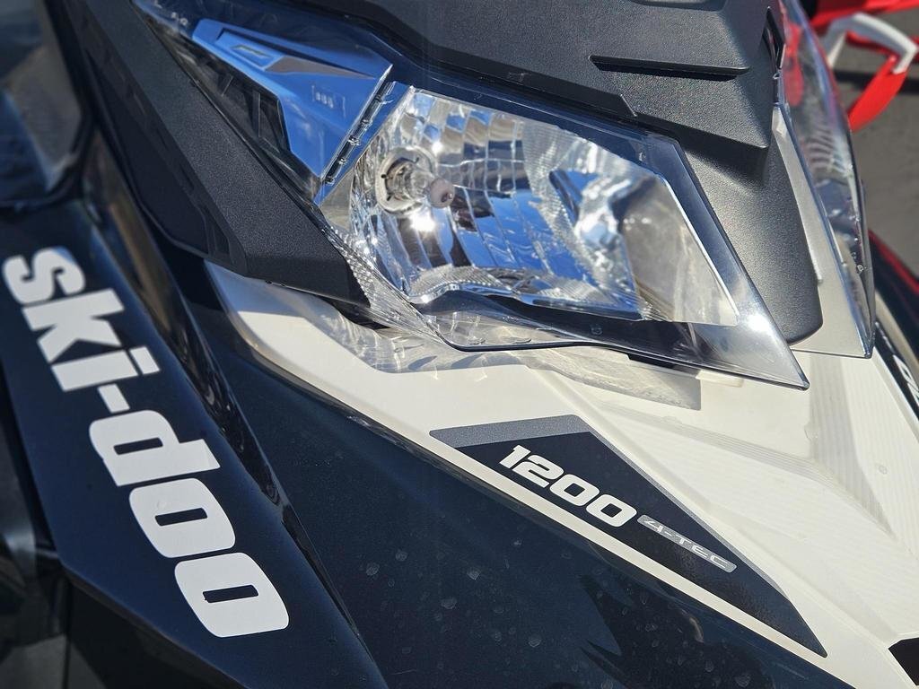 Ski-Doo MXZ BLIZZARD 1200 2018 à vendre