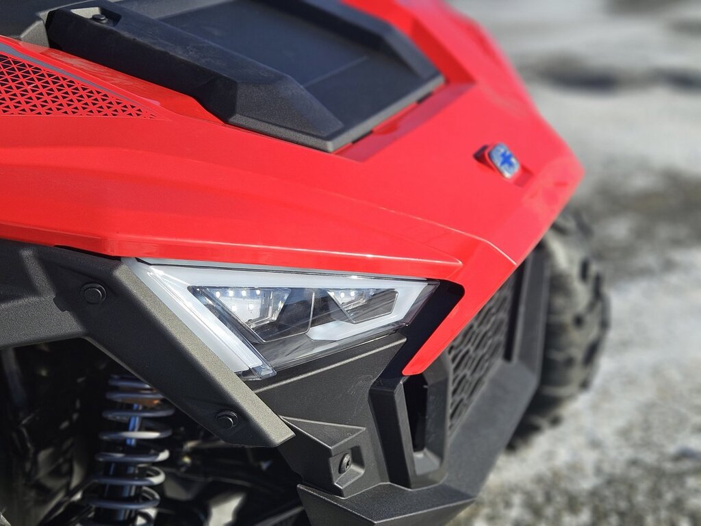 Polaris RZR 200 EFI 2026 à vendre