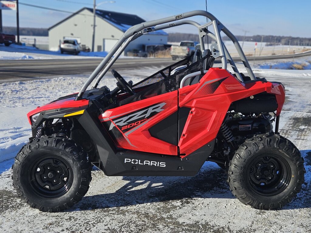 Polaris RZR 200 EFI 2026 à vendre