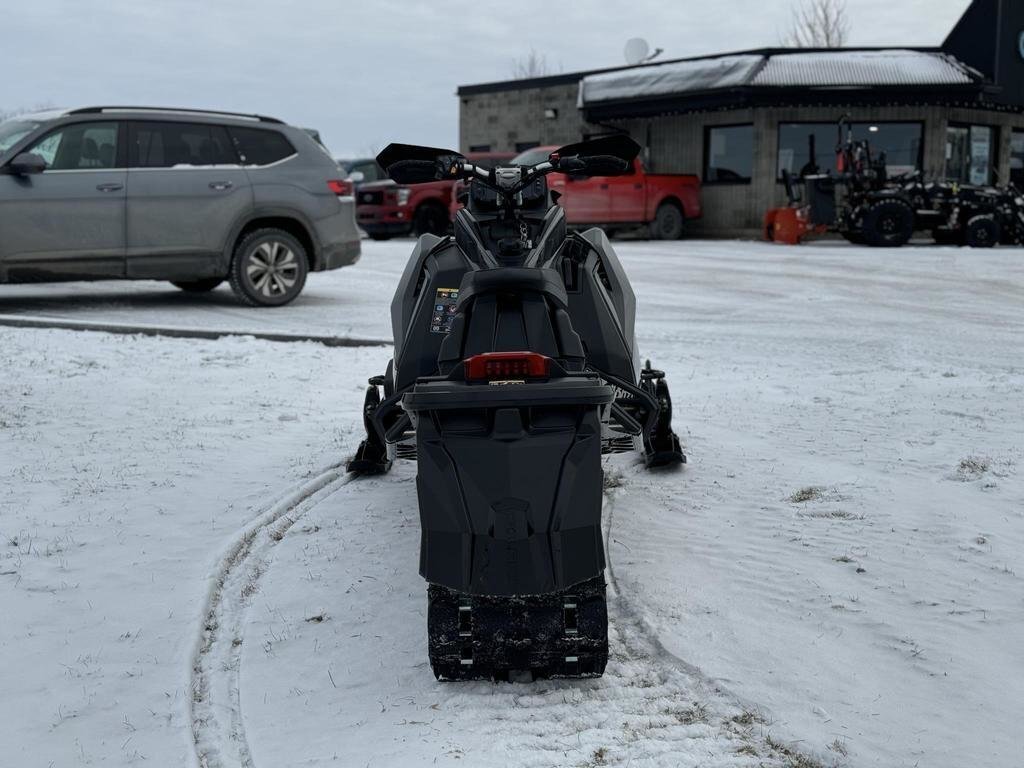 Polaris 850 SWITCHBACK ASSAULT 146 2025 à vendre