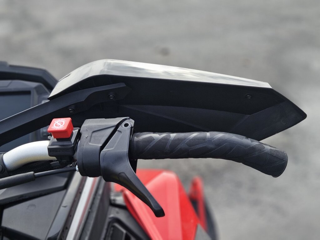 Polaris INDY VR1 850 MATRYS 2021 à vendre