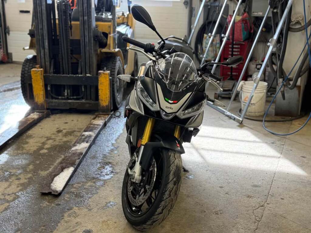 Aprilia Tuono V4 R 1100 2021 à vendre