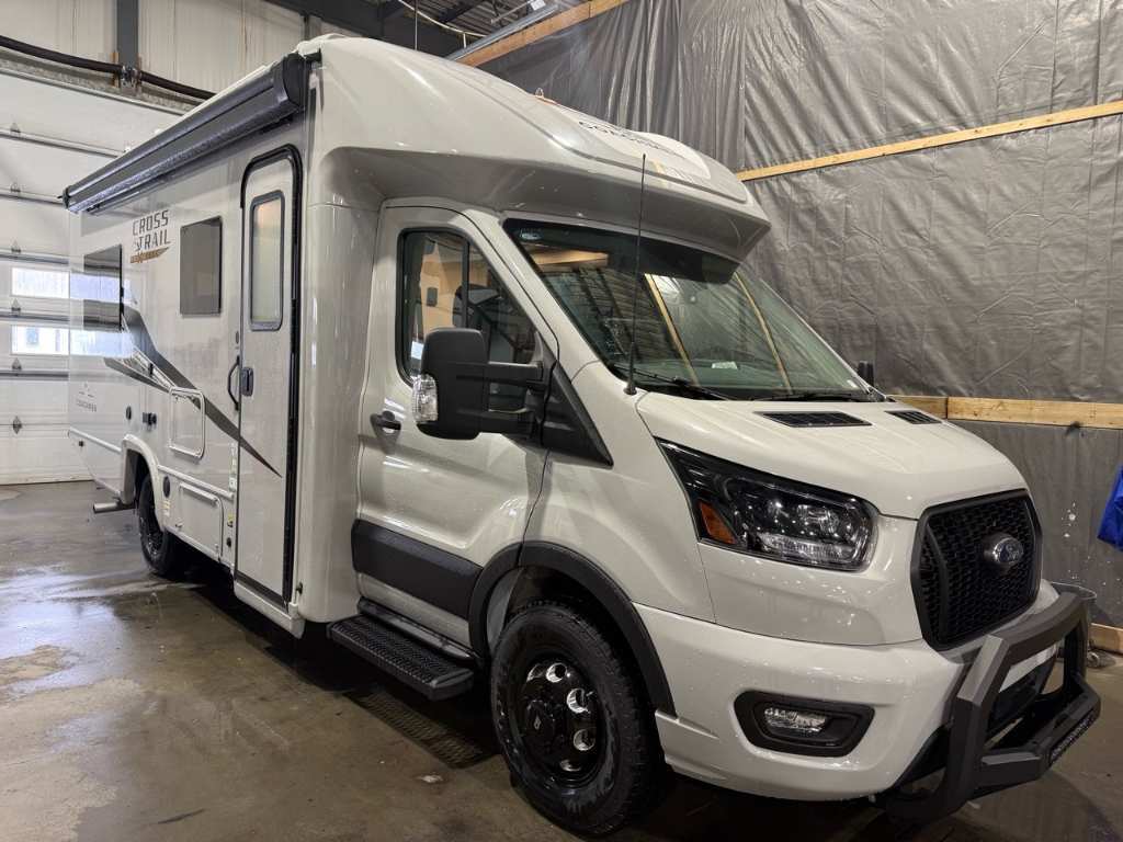 Coachmen 21XG Extreme EV AWD Essence 2026