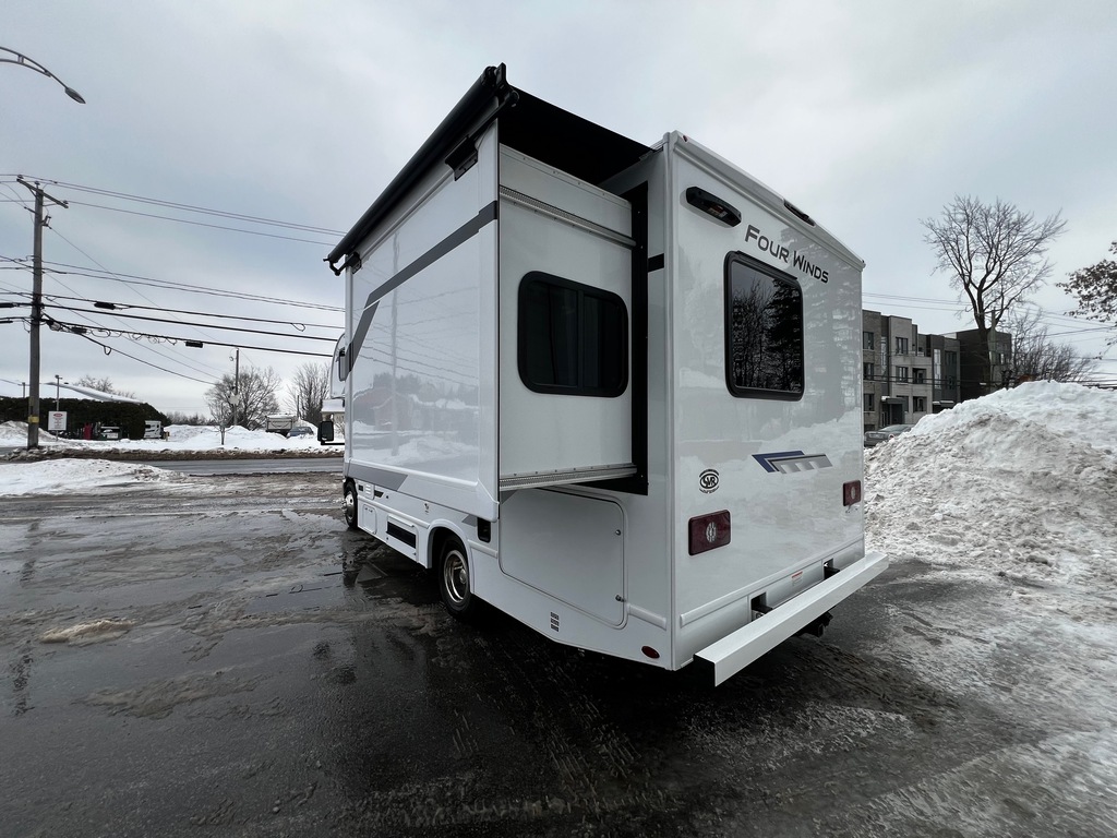 Thor Motor Coach Four Winds 2026 à vendre