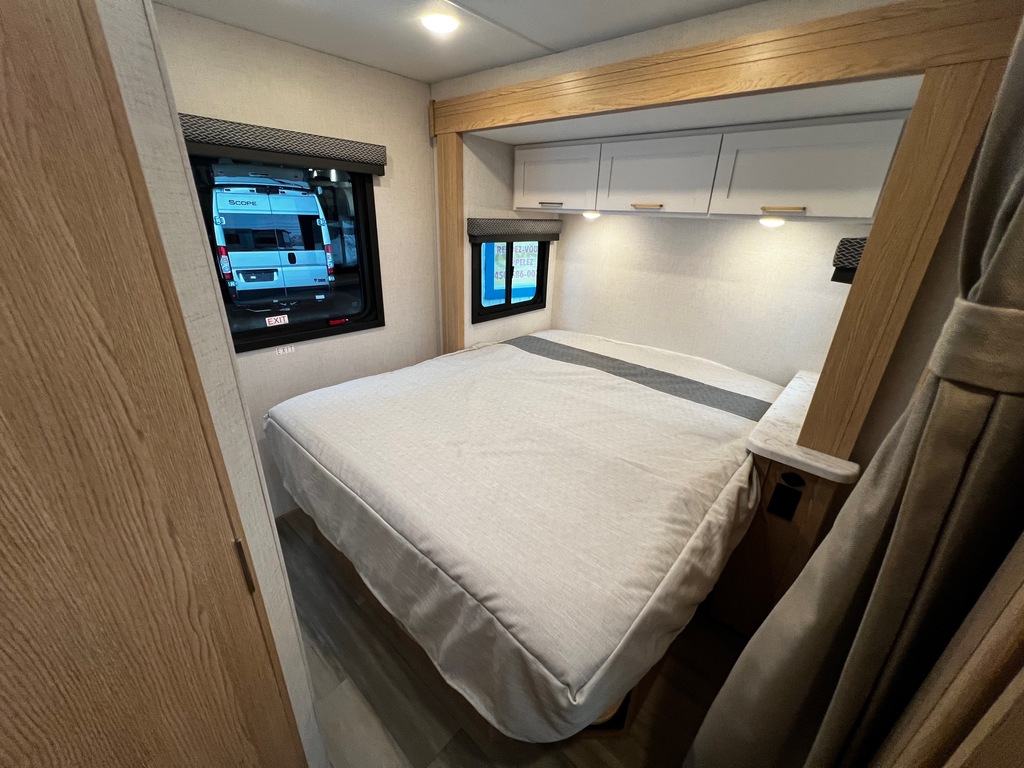 Thor Motor Coach Four Winds 2026 à vendre