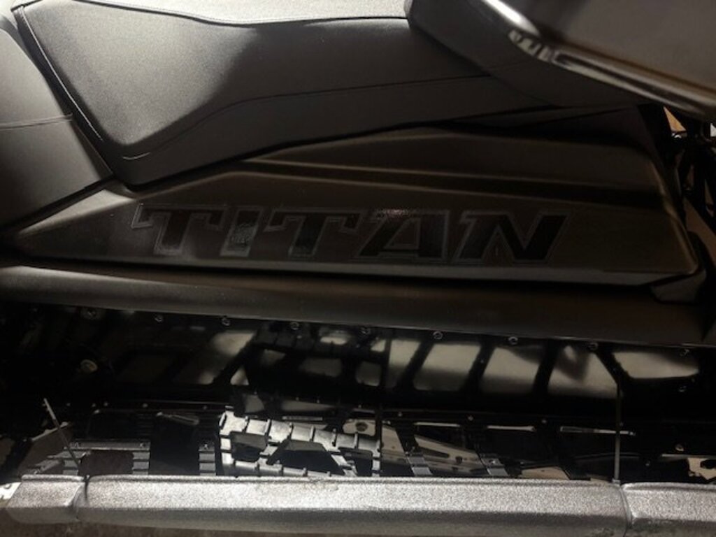 Polaris TITAN ADVENTURE 2026 à vendre