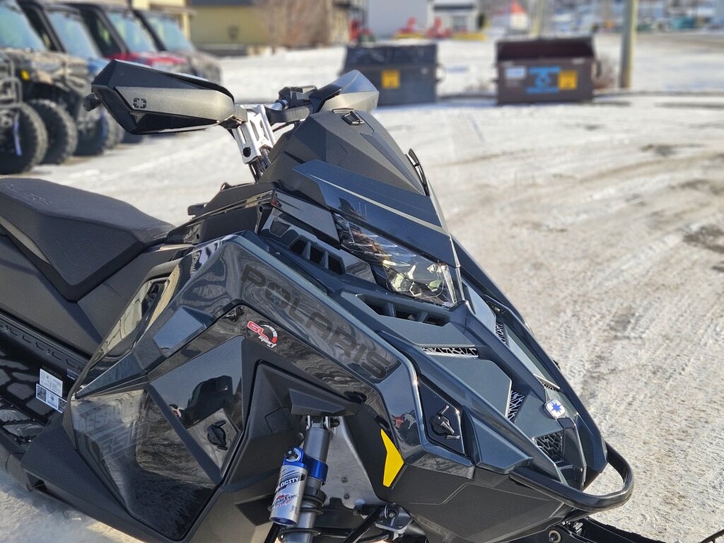 Polaris 850 SWITCHBACK ASSAULT 144 E/S 2026 à vendre