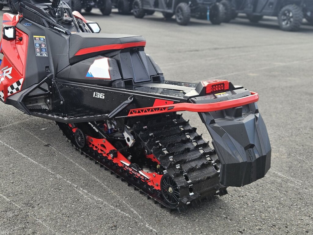 Polaris 9R INDY XCR 136 2025 à vendre