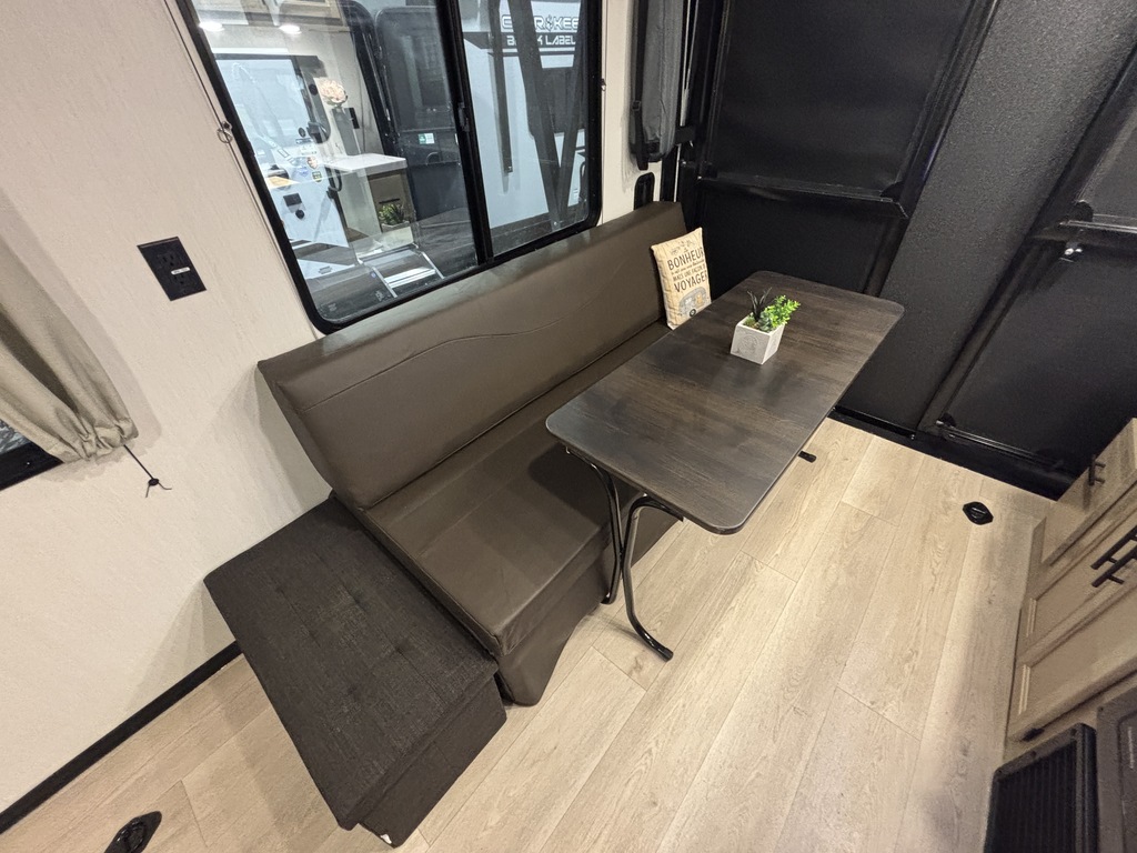 Grey Wolf 18RR 2026 à vendre