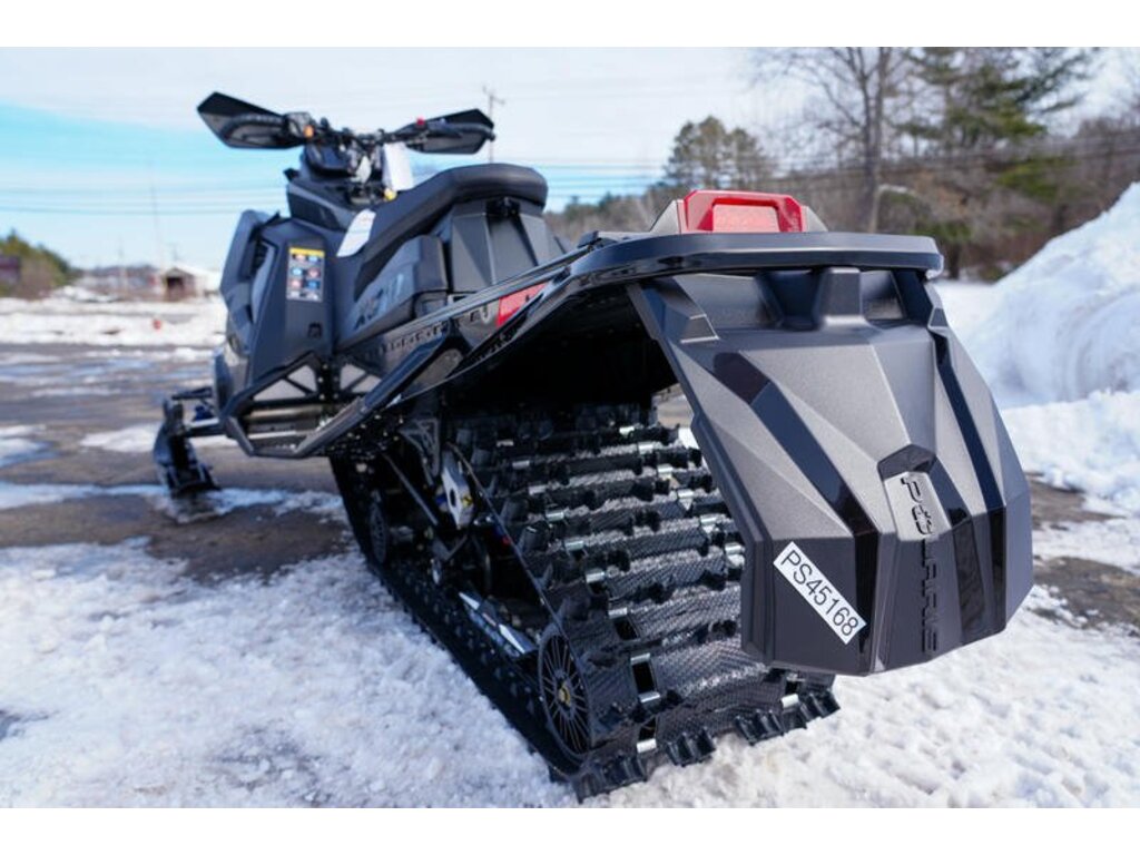Polaris 9R INDY XCR 136 2025 à vendre