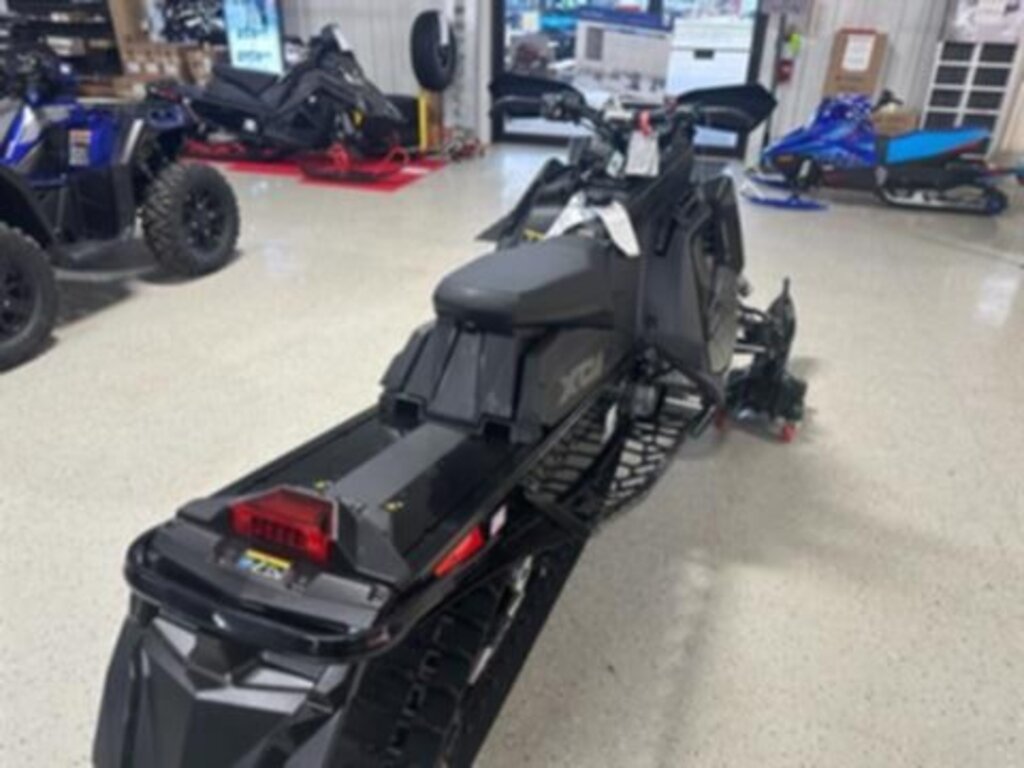 Polaris INDY 9R 128 2025 à vendre