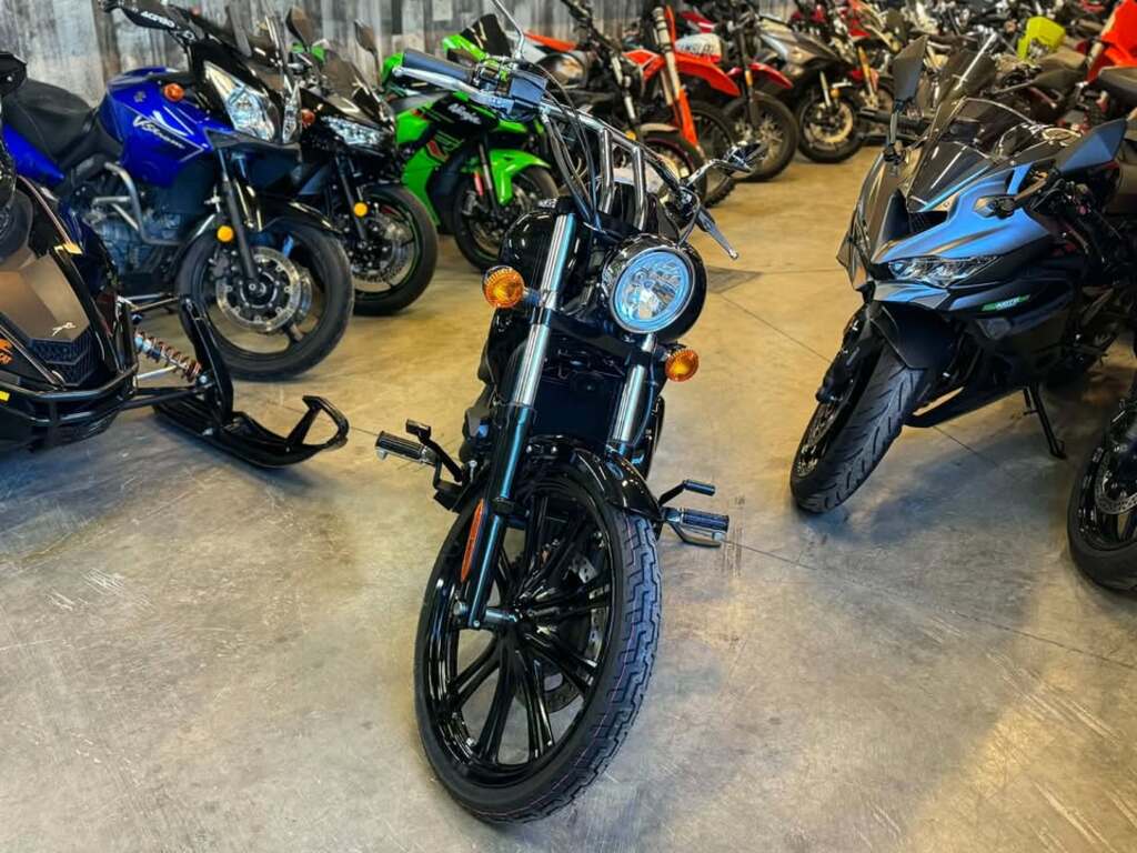 Kawasaki Vulcan 900 Custom 2026 à vendre