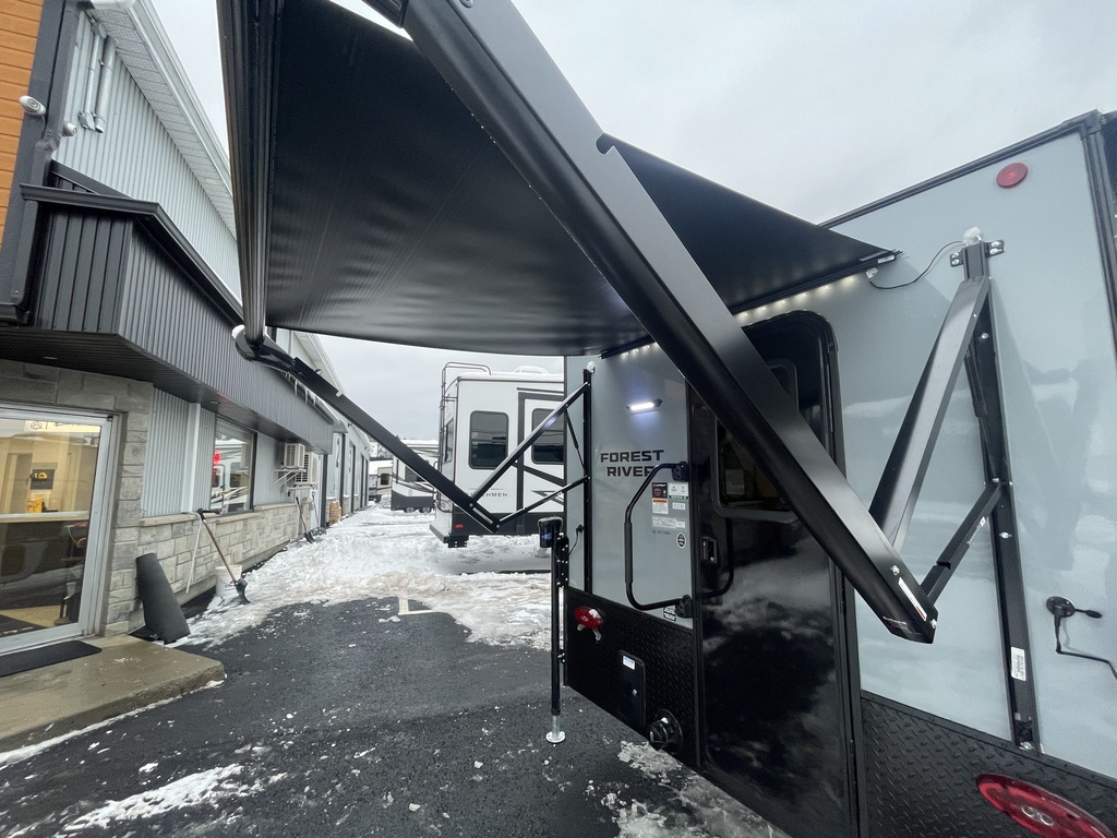 Real-Lite RCHS-1806 2026 à vendre