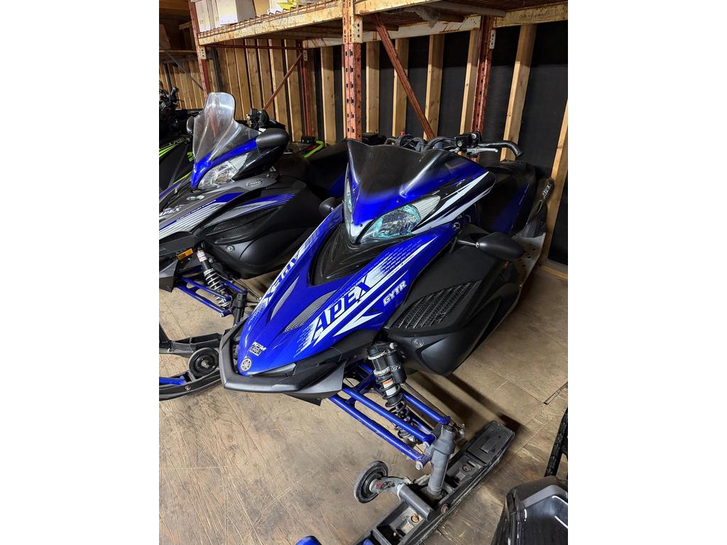 Yamaha Apex 2009 à vendre