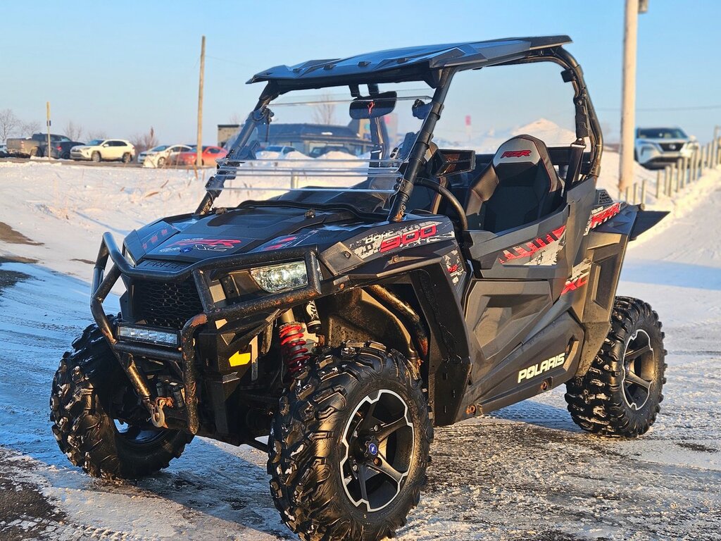 Polaris RZR 900 2015