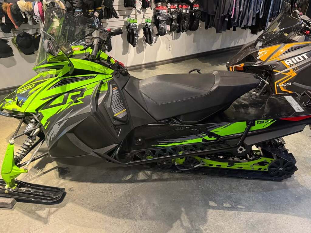 Arctic Cat ZR 6000 ES 137 2023 à vendre