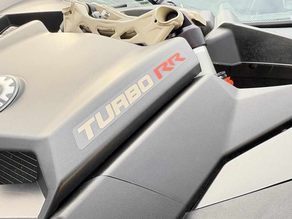 Can-Am MAVERICK X3 TURBO RR, BIEN ÉQUIPÉ. 2023 à vendre