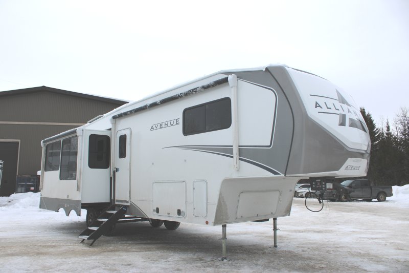 Alliance Avenue 32RLS 2026