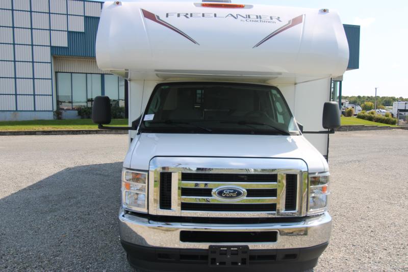 Coachmen Freelander 26DS 2023