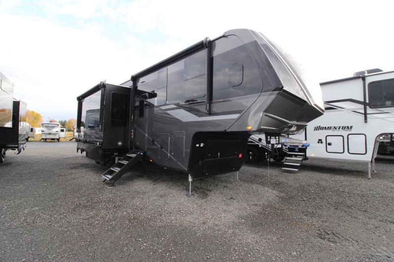 Grand Design Momentum 395MS 2026