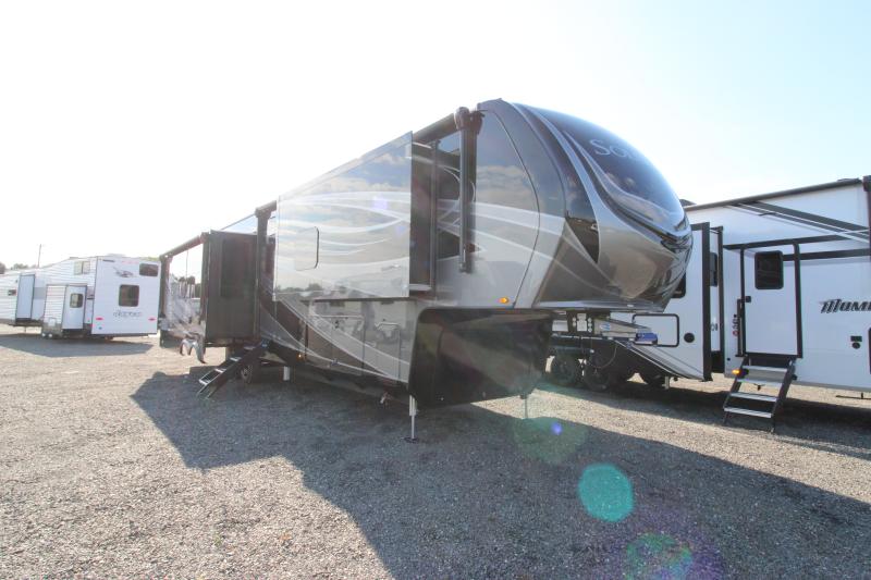 Grand Design Solitude 417KB 2026