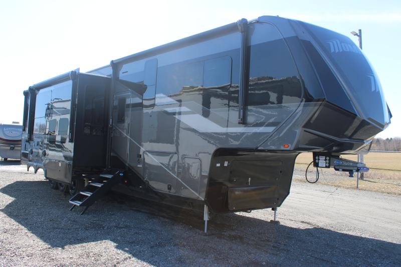 Grand Design Momentum 397THS 2025