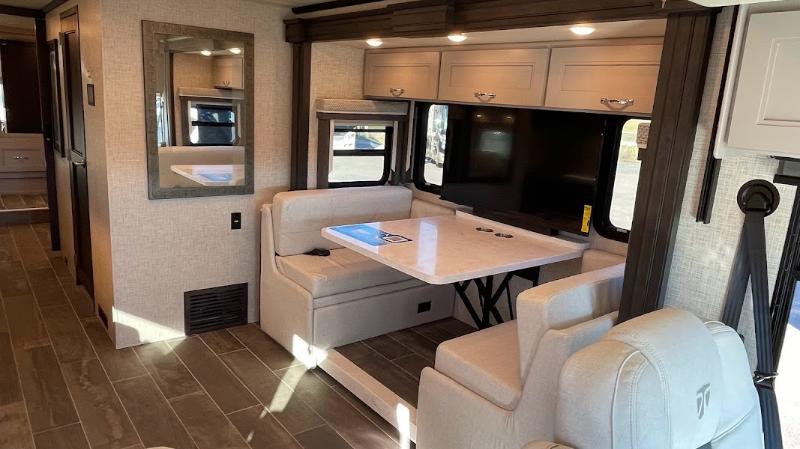 Thor Motor Coach Aria 3401 2023 à vendre