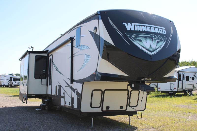 Winnebago Winnebago FW 39FB 2017