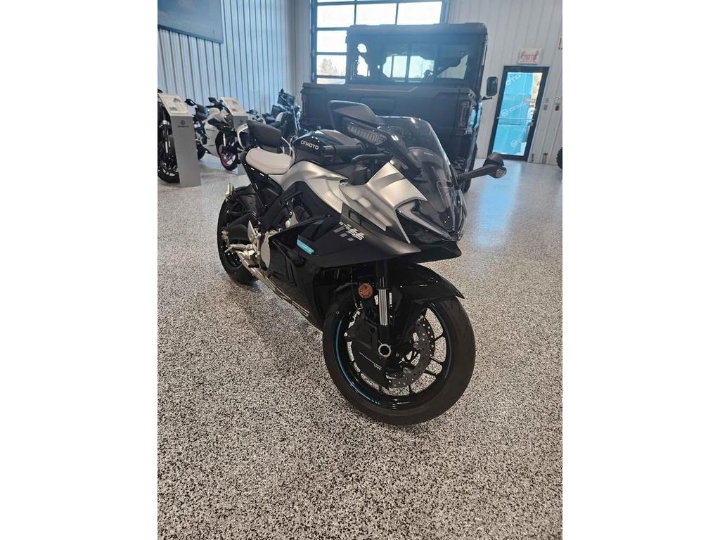 CFMOTO 675SS 2026 à vendre
