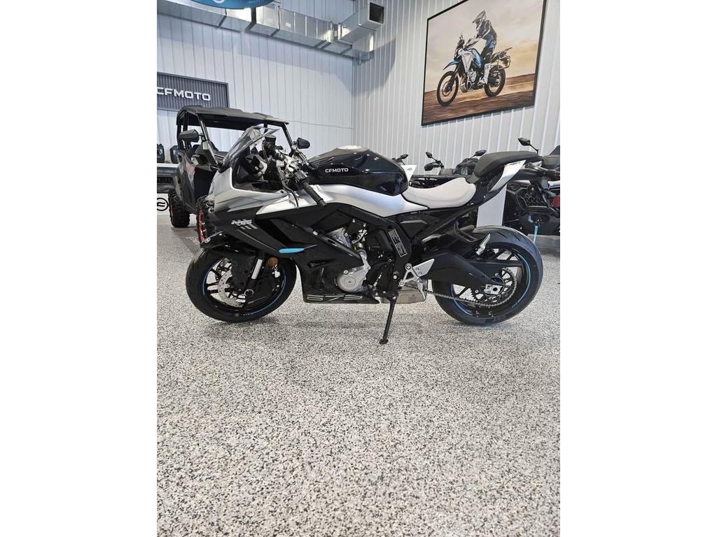 CFMOTO 675SS 2026 à vendre