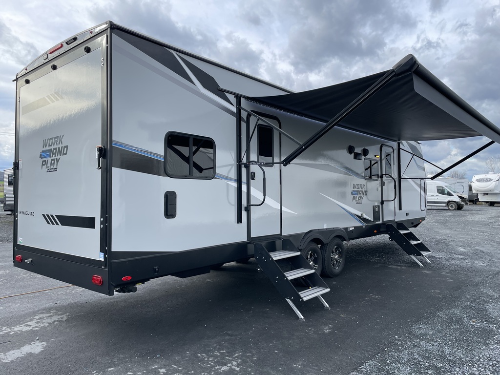 Work and Play 30GS CARGO 2024 à vendre