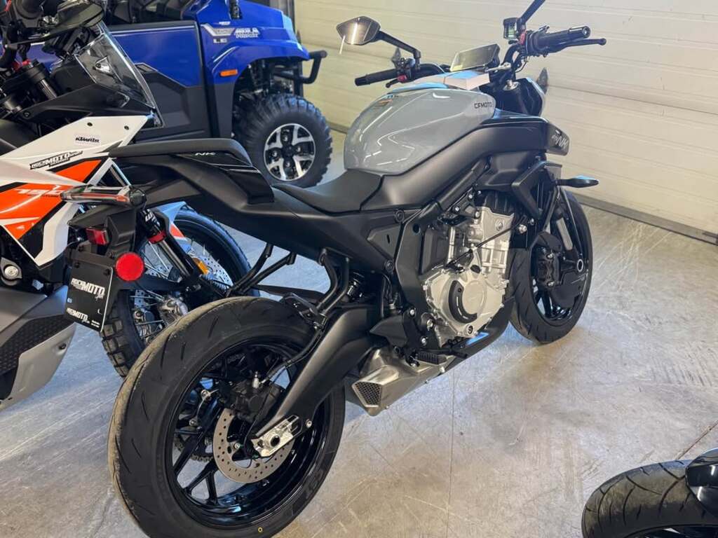 CFMOTO 675NK 2026 à vendre