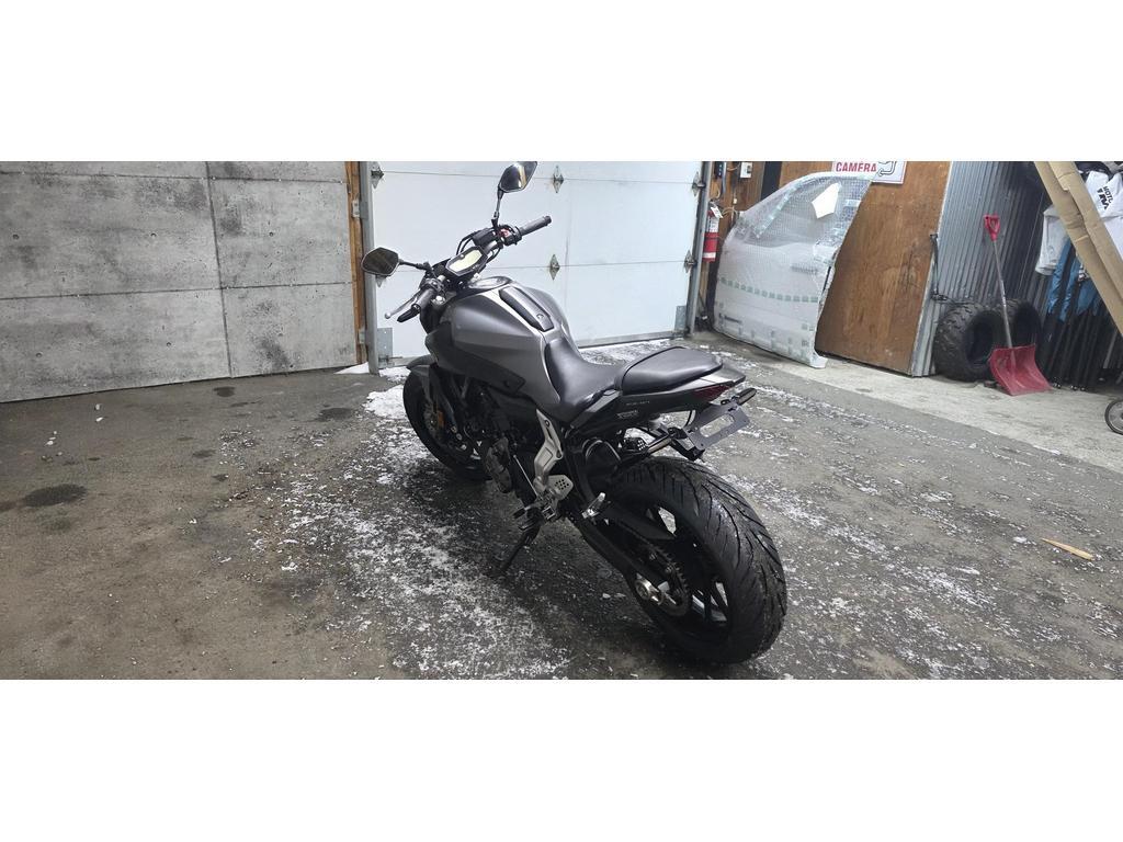 Yamaha FZ07 2015 à vendre