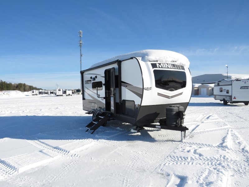 Forest River Rockwood2104S 2024