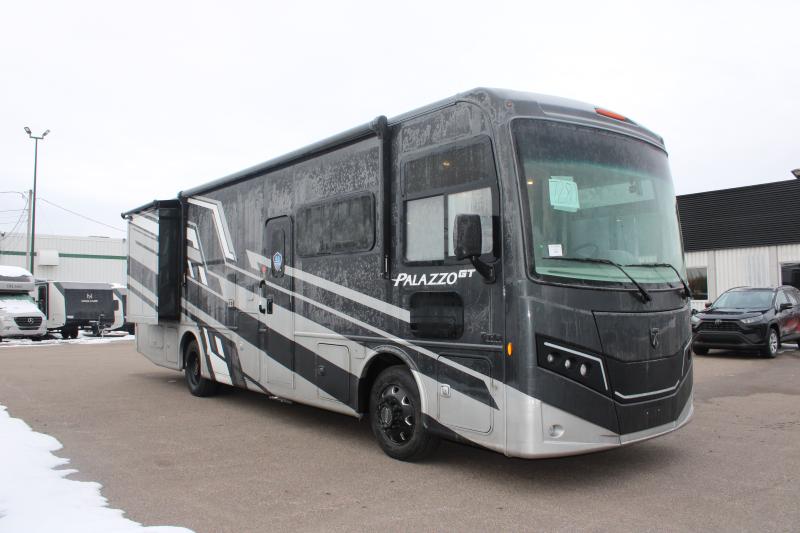 Thor Motor Coach Palazzo33.6 2026