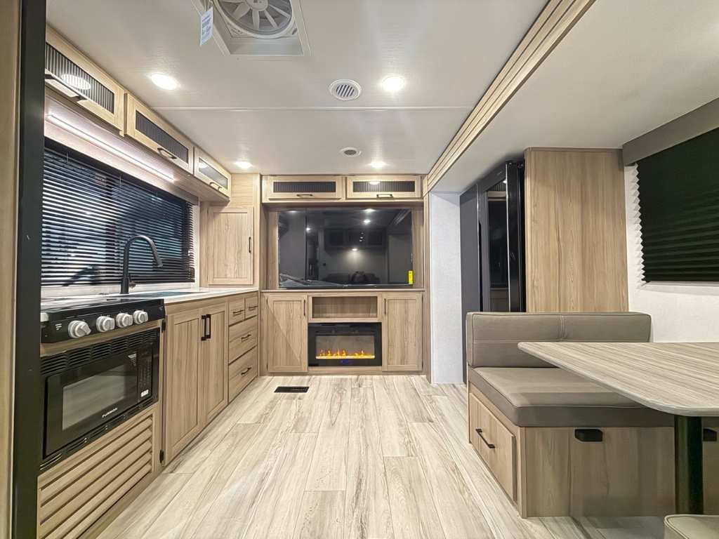 Coleman Lantern 25REX 2025 à vendre