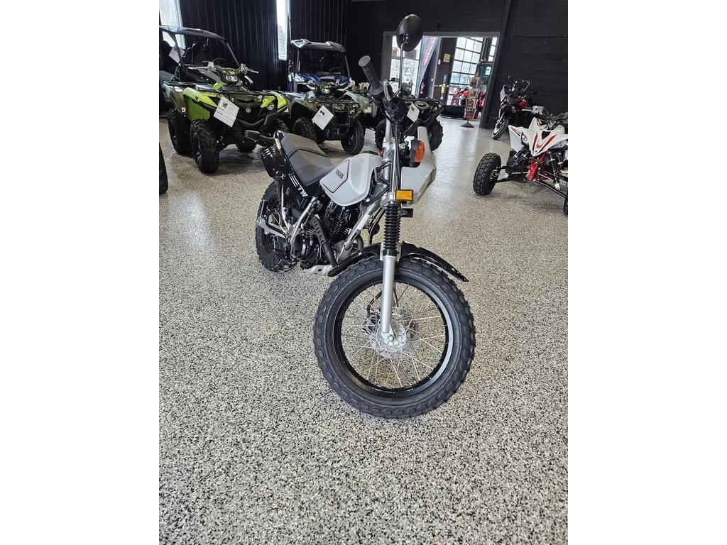 Yamaha TW200 2026 à vendre