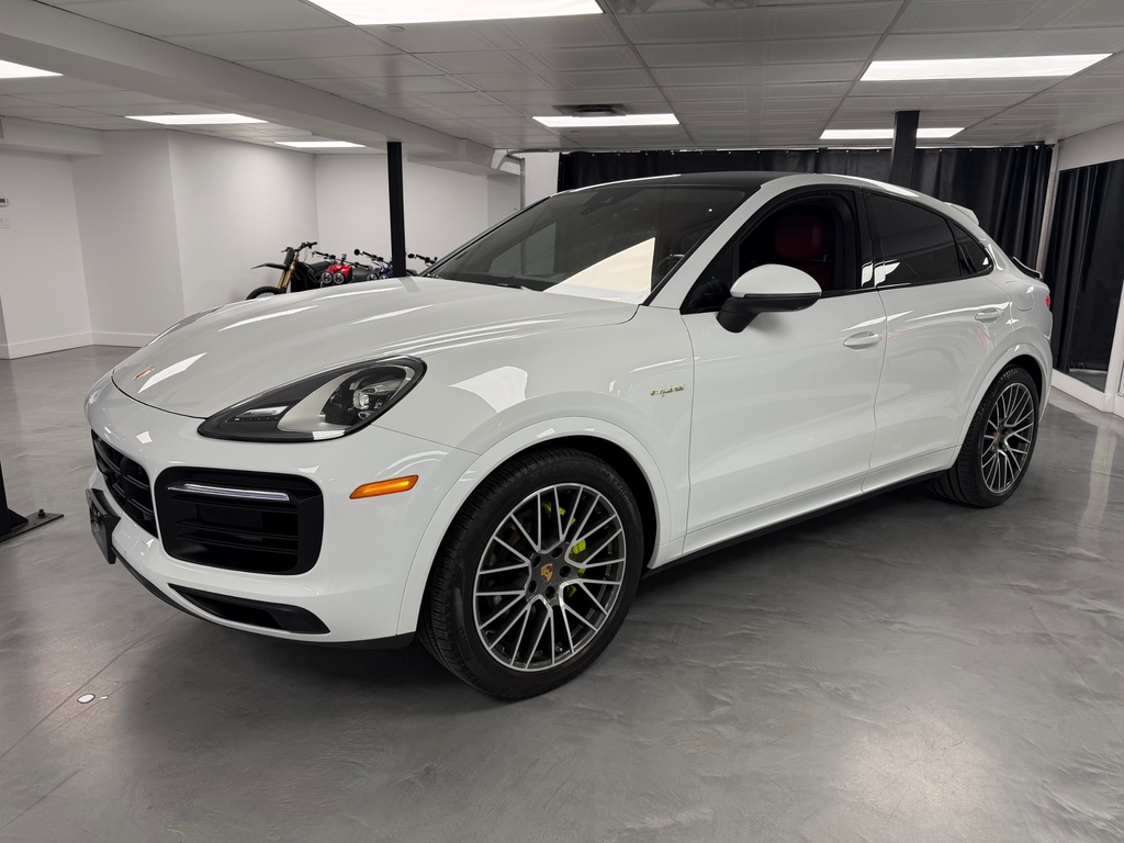 Porsche Cayenne COUPE E-HYBRID CARBON PKG CPO WARRANTY 455HP 2023
