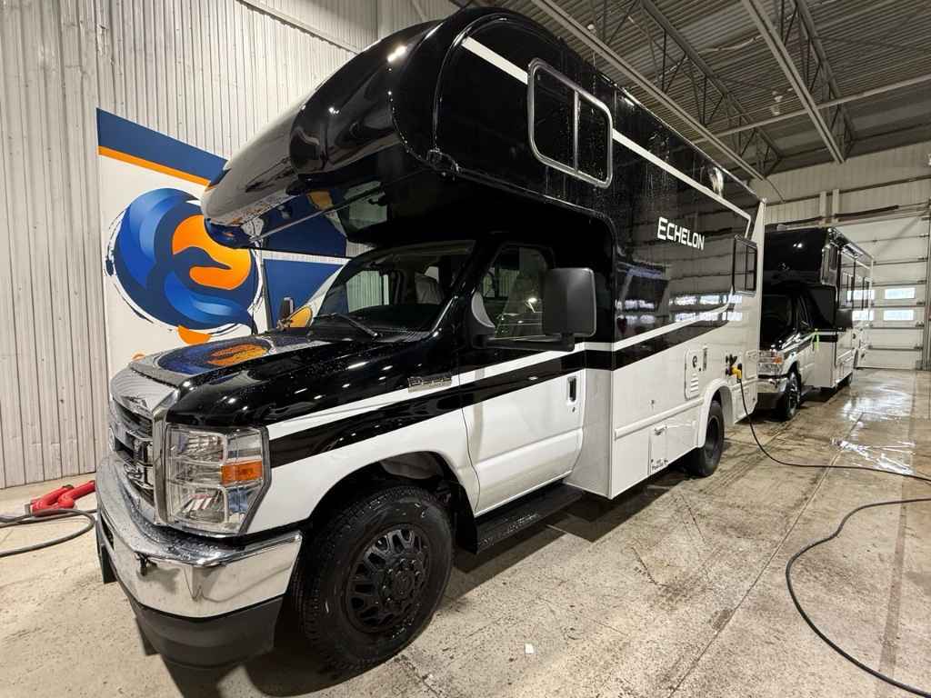 Thor Motor Coach Echelon LC19 Essence 2026 à vendre