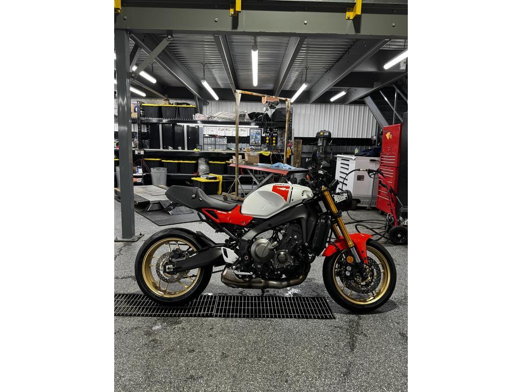 Yamaha XSR900 2024