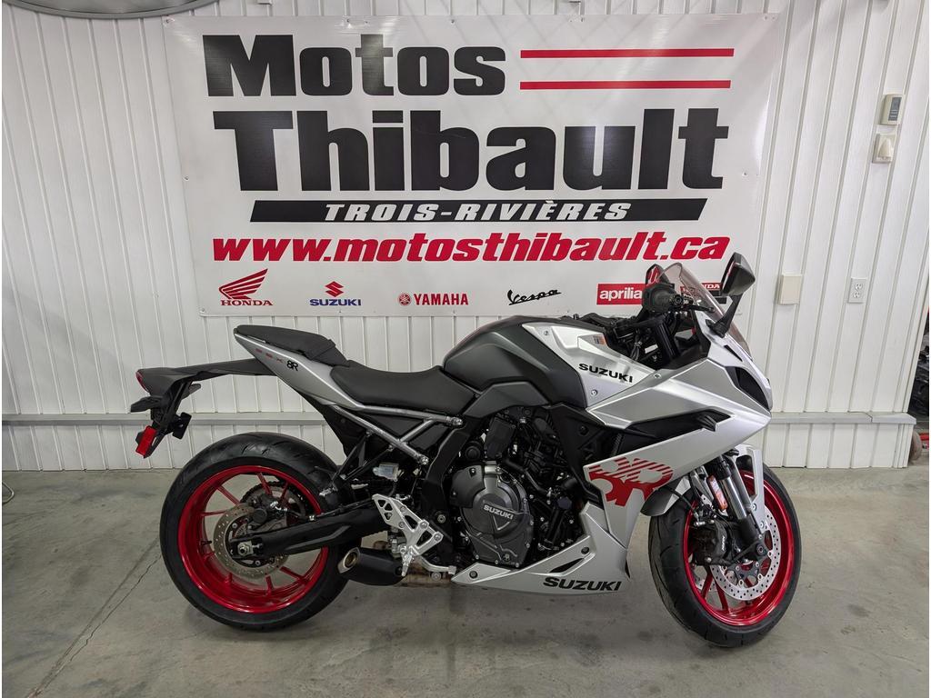 Suzuki GSX-8R 2024